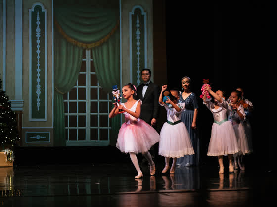 Victoria Ballet performance photograph