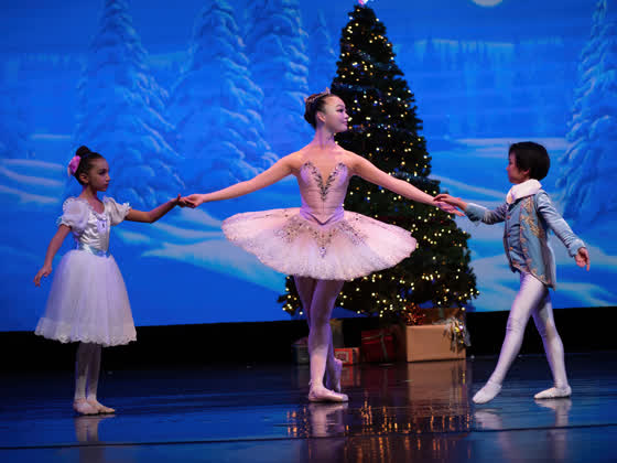 Victoria Ballet performance photograph