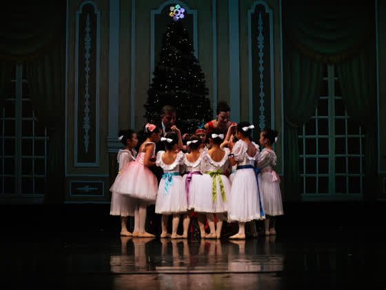 Victoria Ballet performance photograph