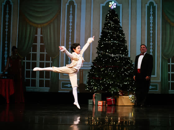 Victoria Ballet performance photograph